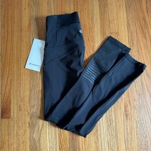 Rogue Renegade SHR tight 25” Lululemon leggings